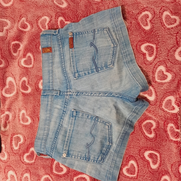 7 For All Mandkind Lindsay Shorts - Picture 3 of 7